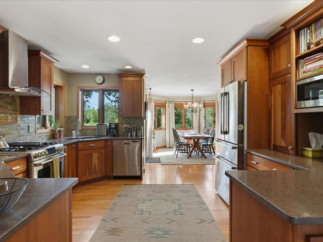 Gourmet Kitchen