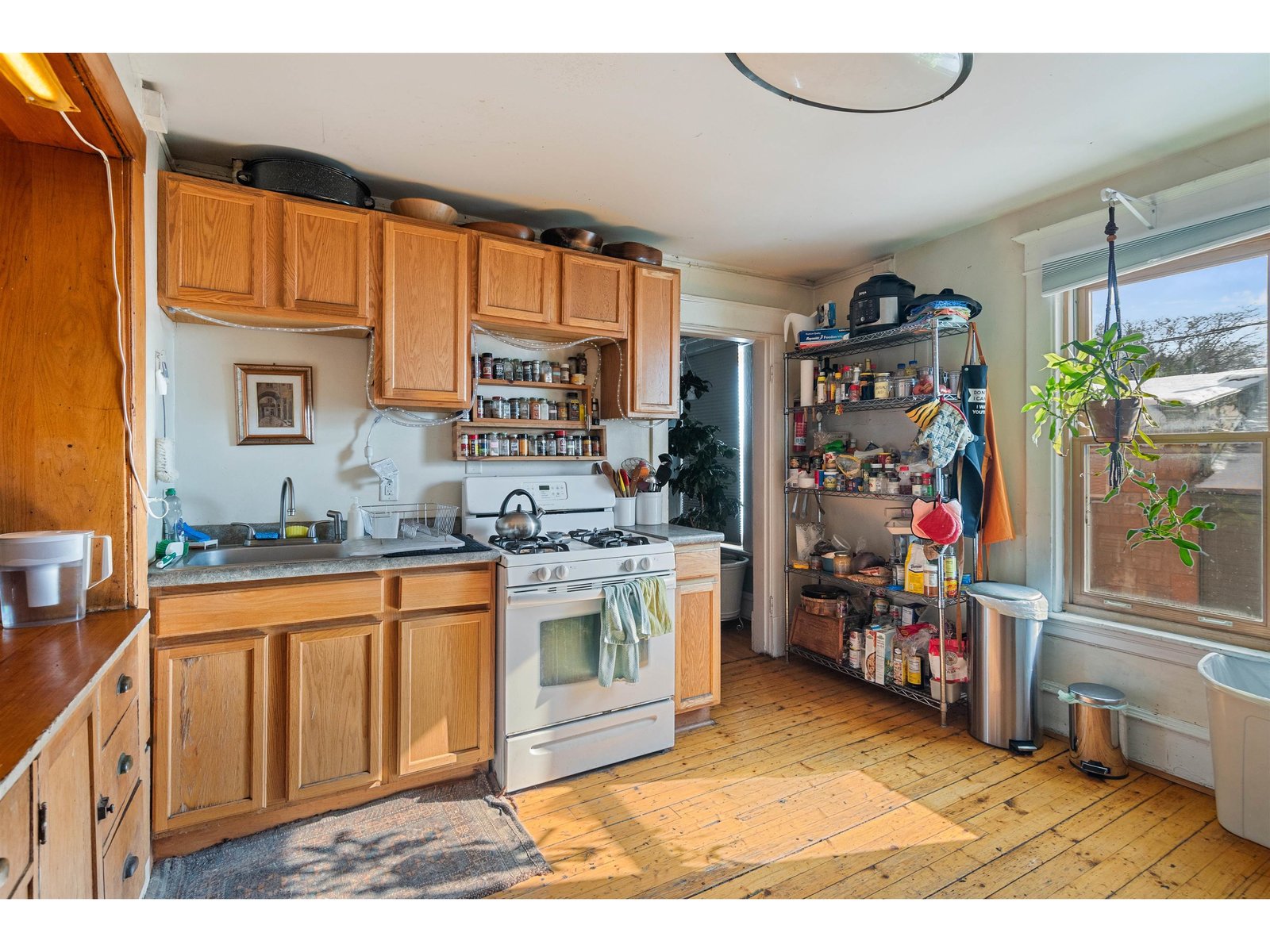 Unit #2 - Kitchen/Dining