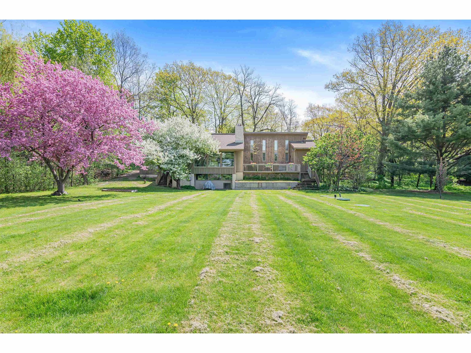 103 Old Farm Road