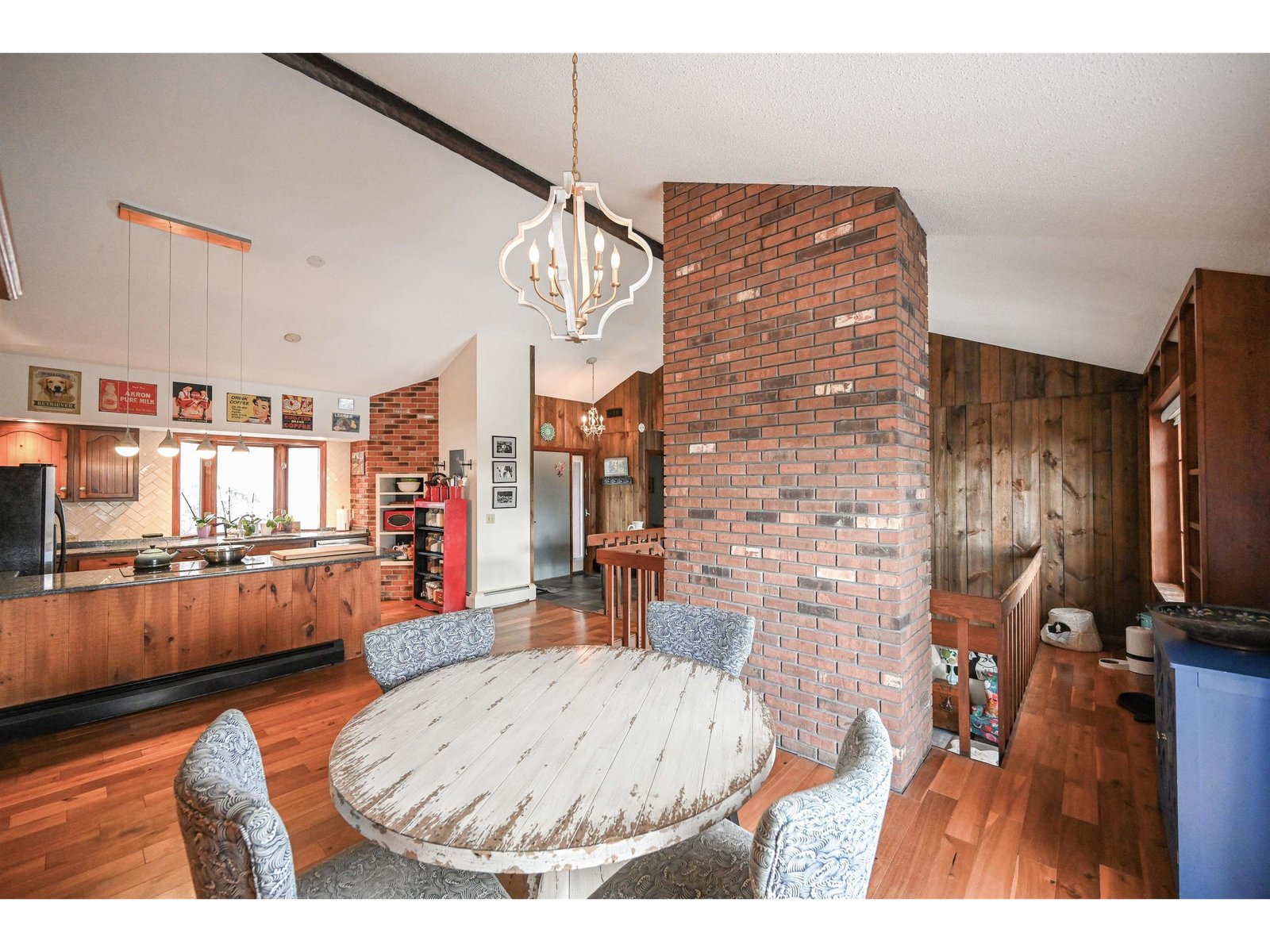 103 Silver Circle