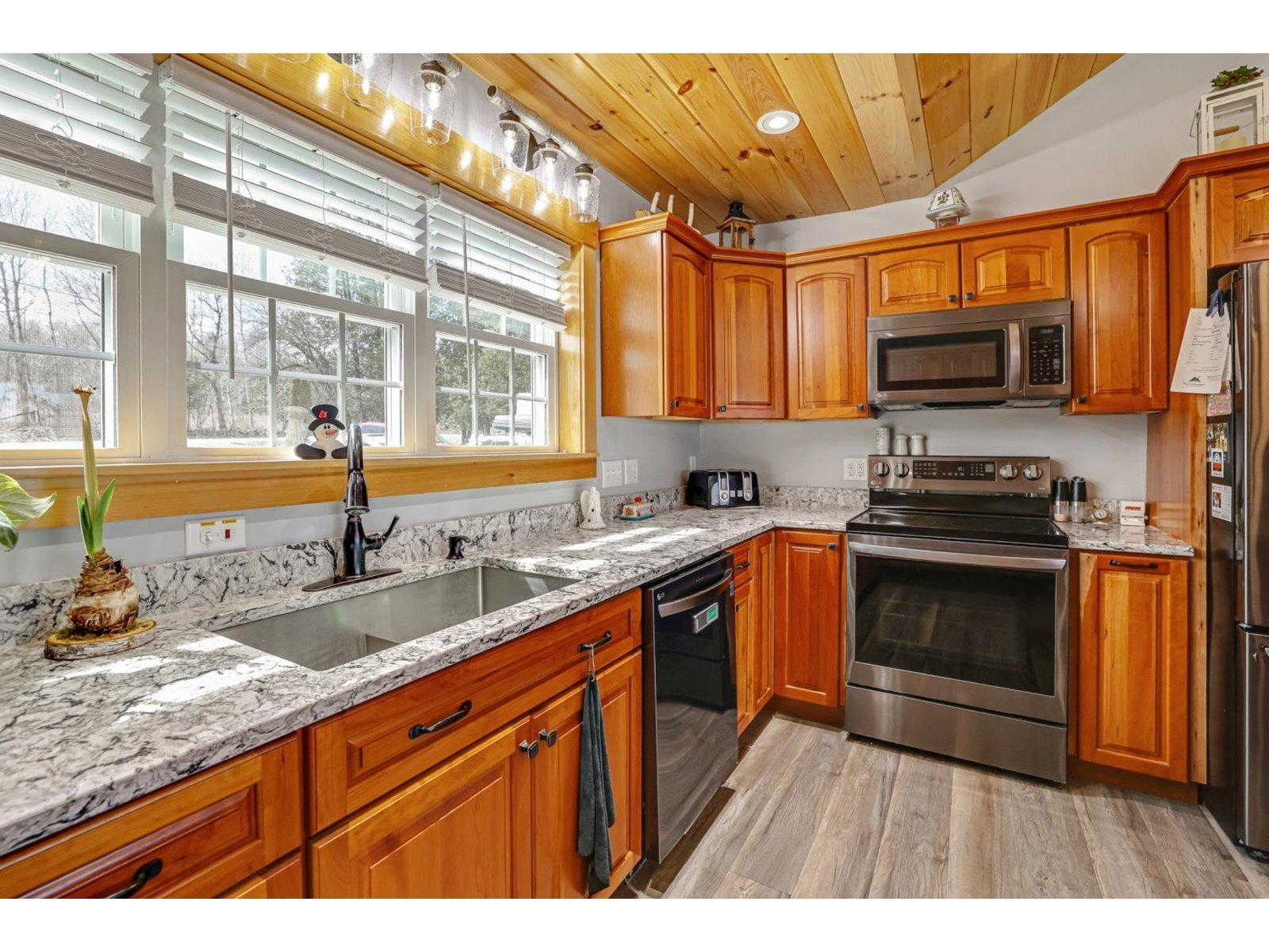 1032 Burton Hill Road