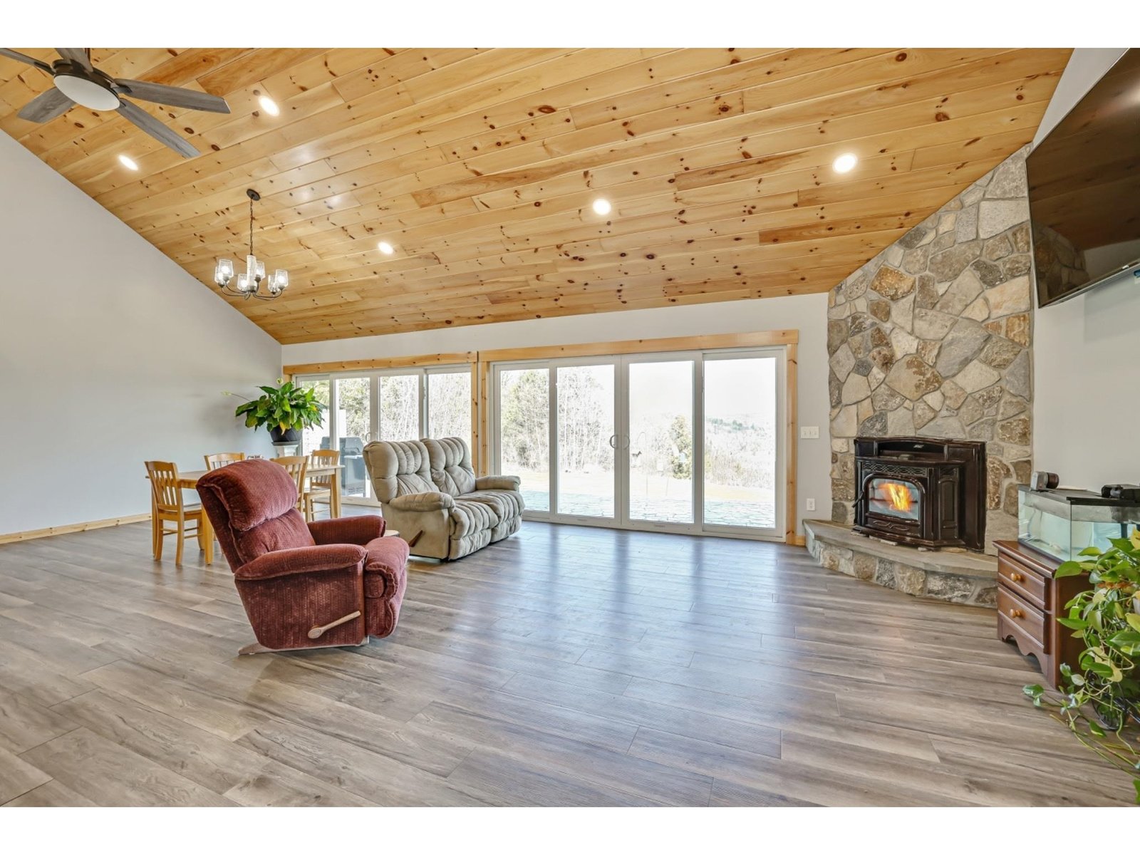 1032 Burton Hill Road