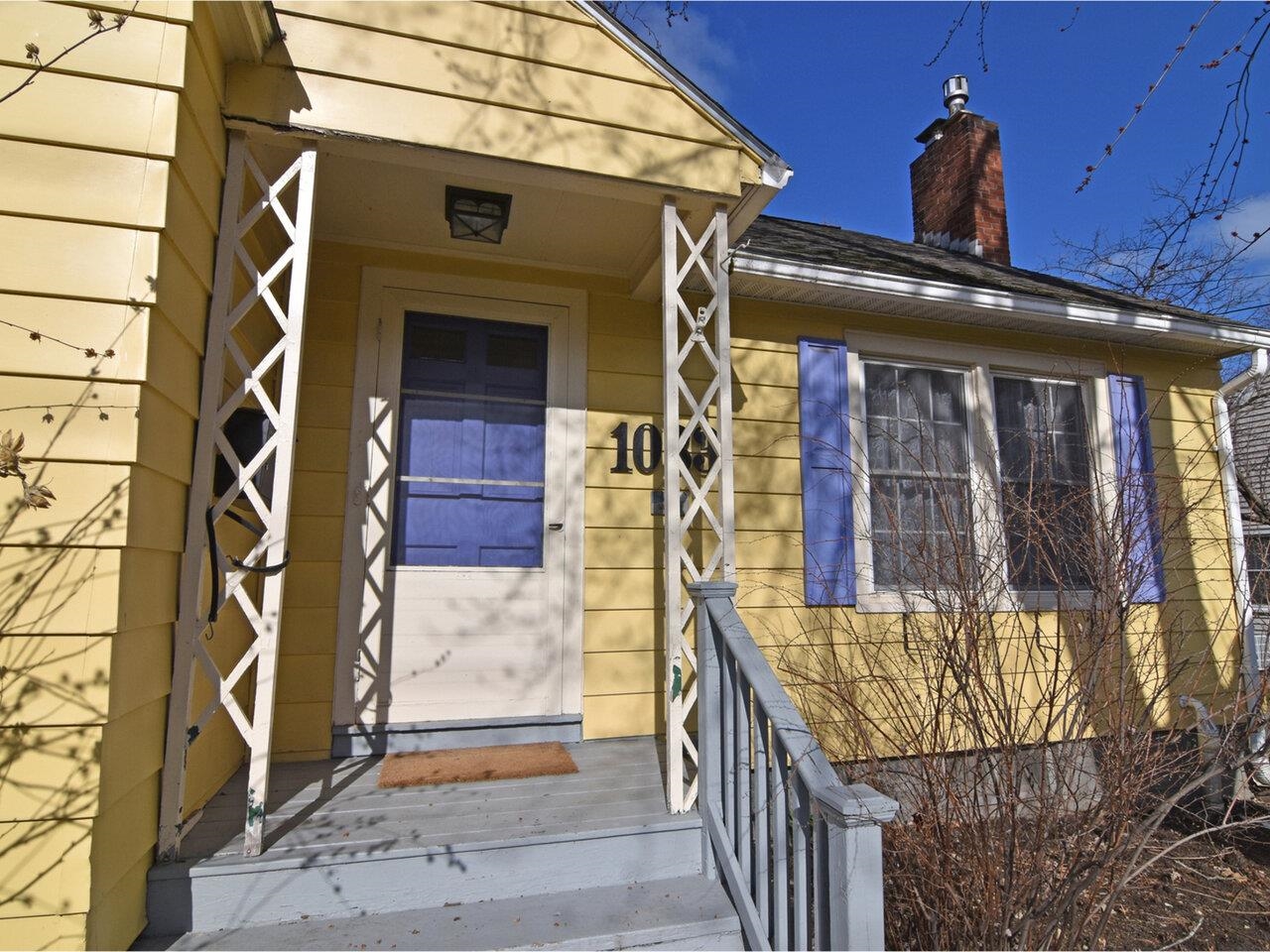 1033 Pine Street