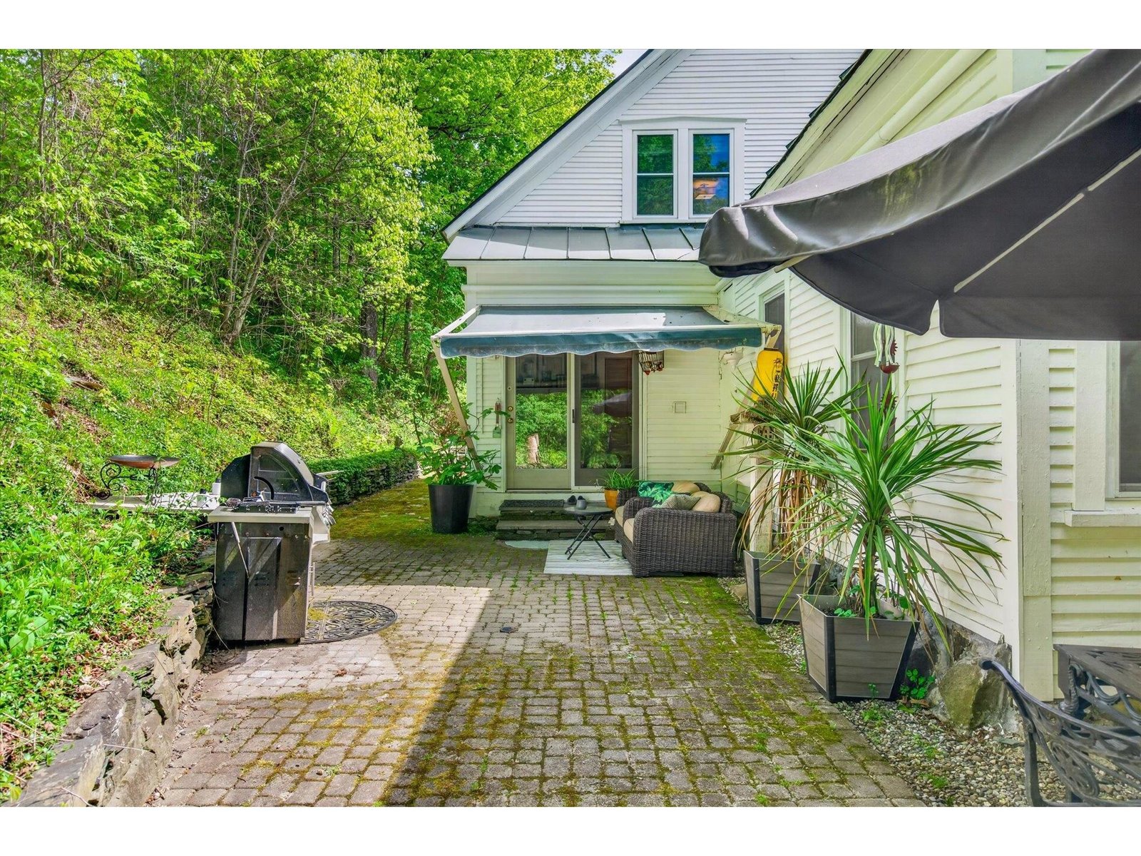 1036 North Main Street