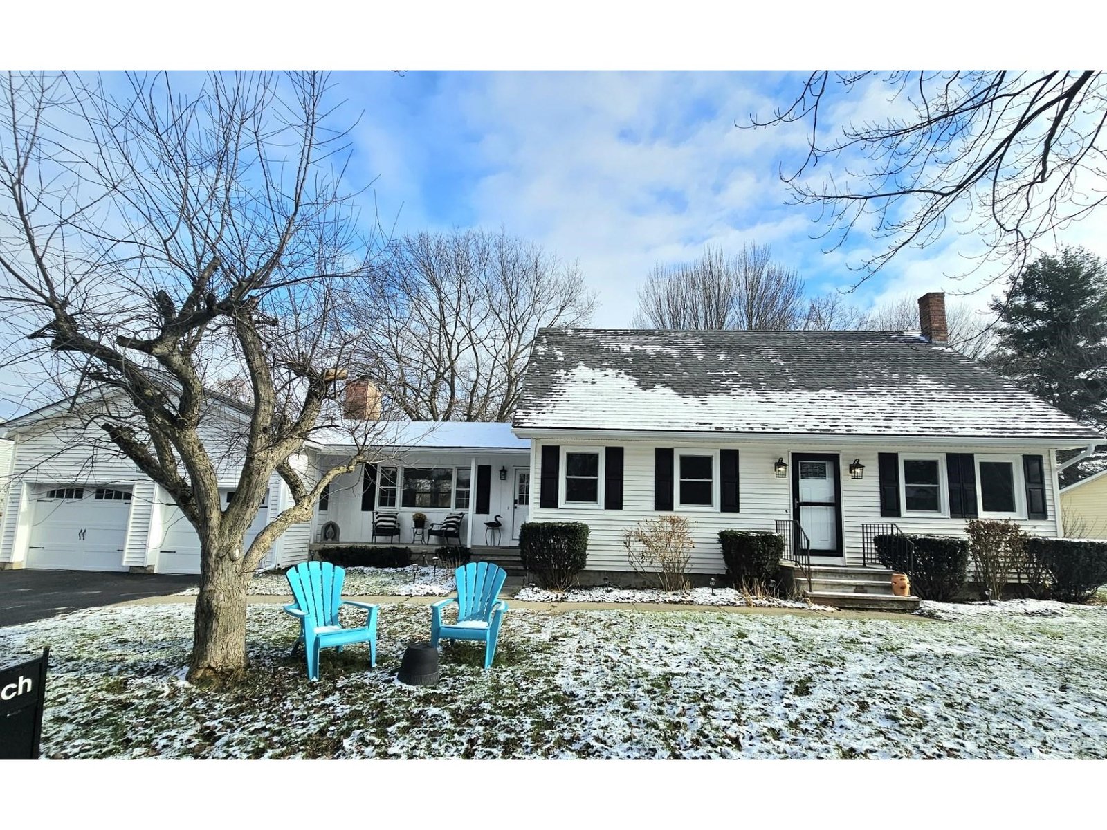 104 Country Club Drive East