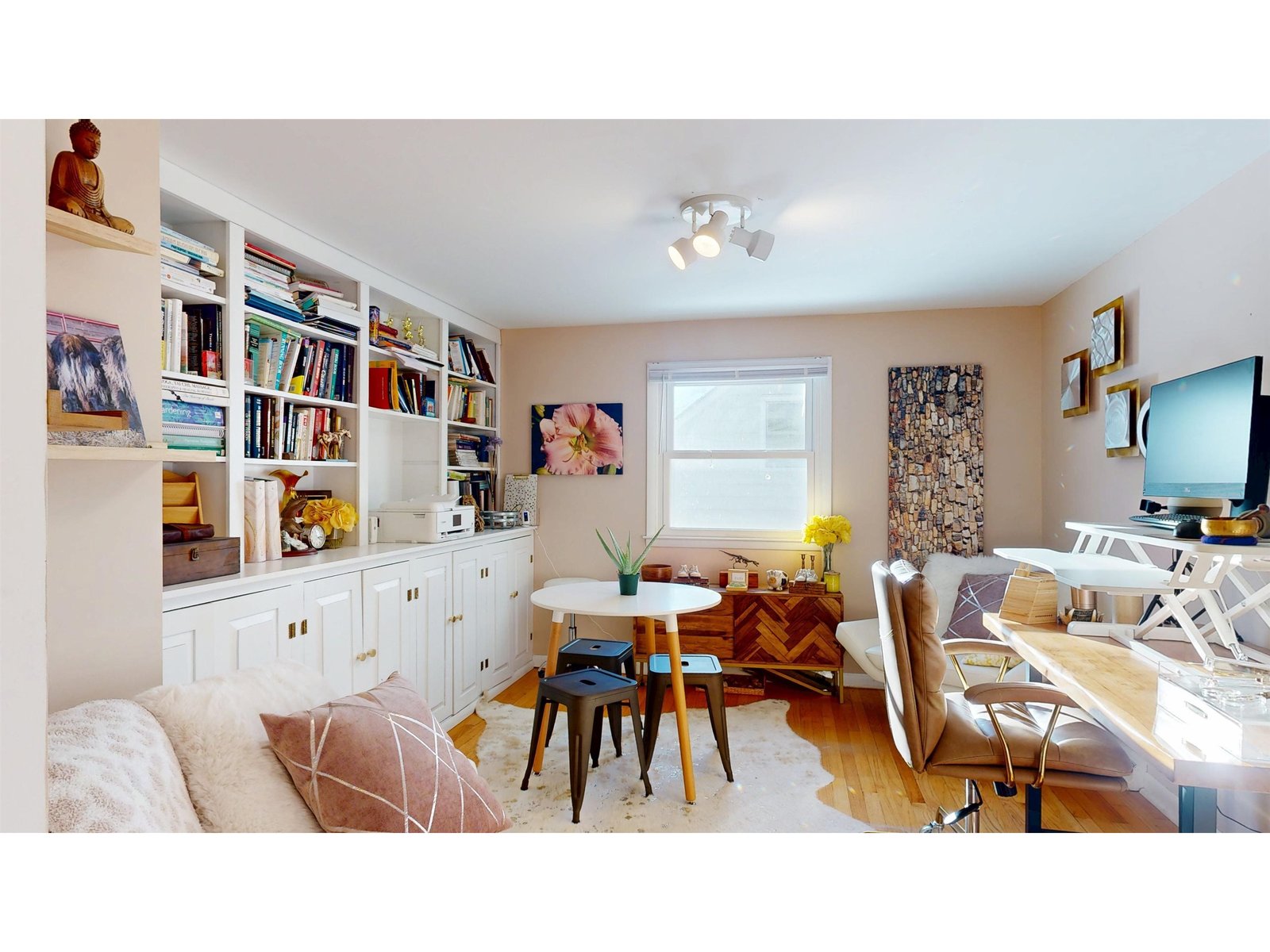 104 Lakewood Parkway