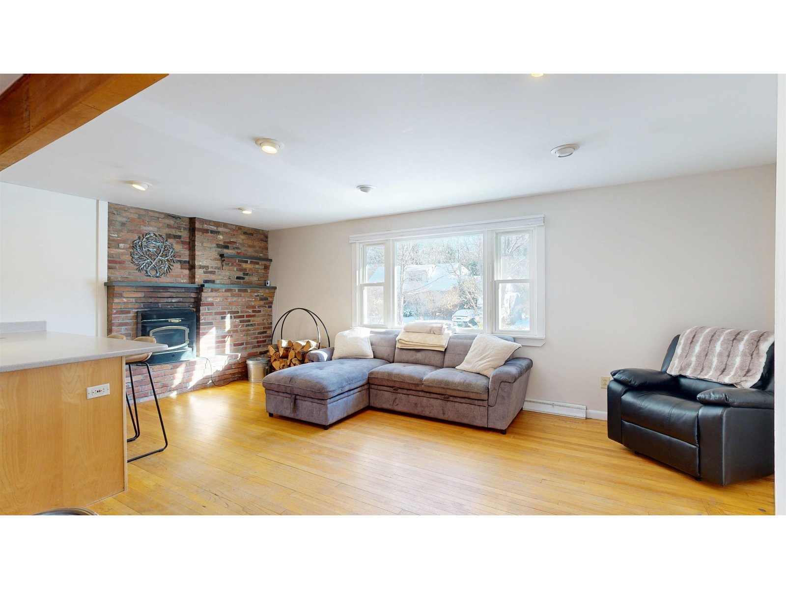 104 Lakewood Parkway