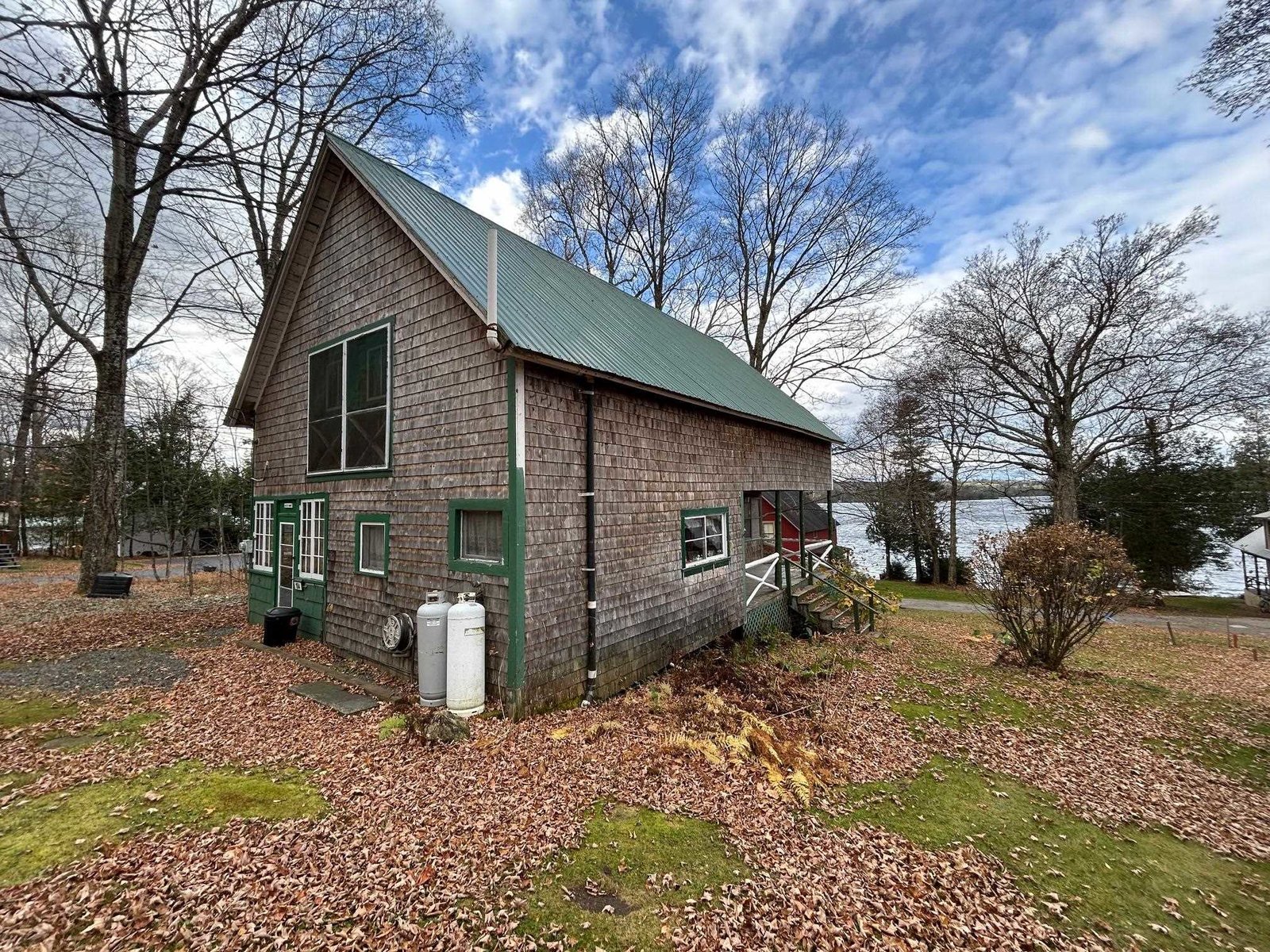 104 North Winnimere Road