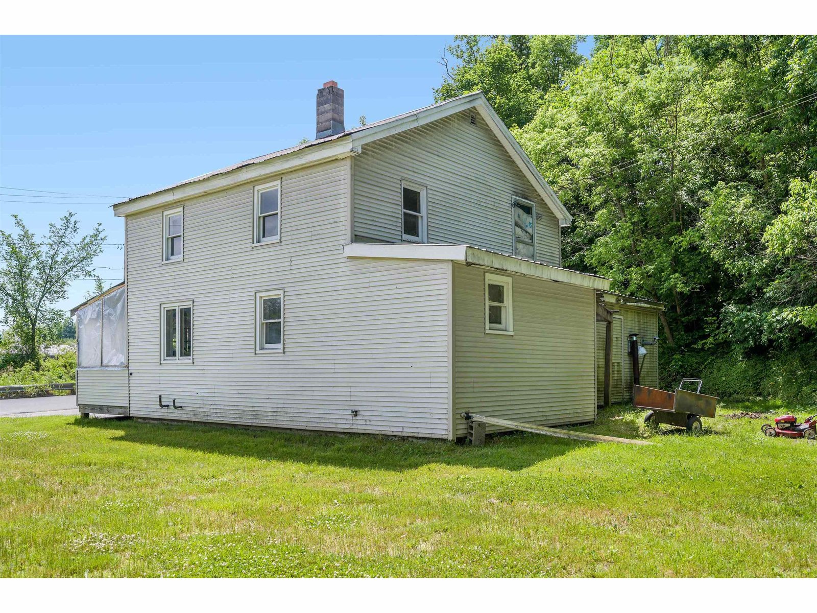 104 River Street