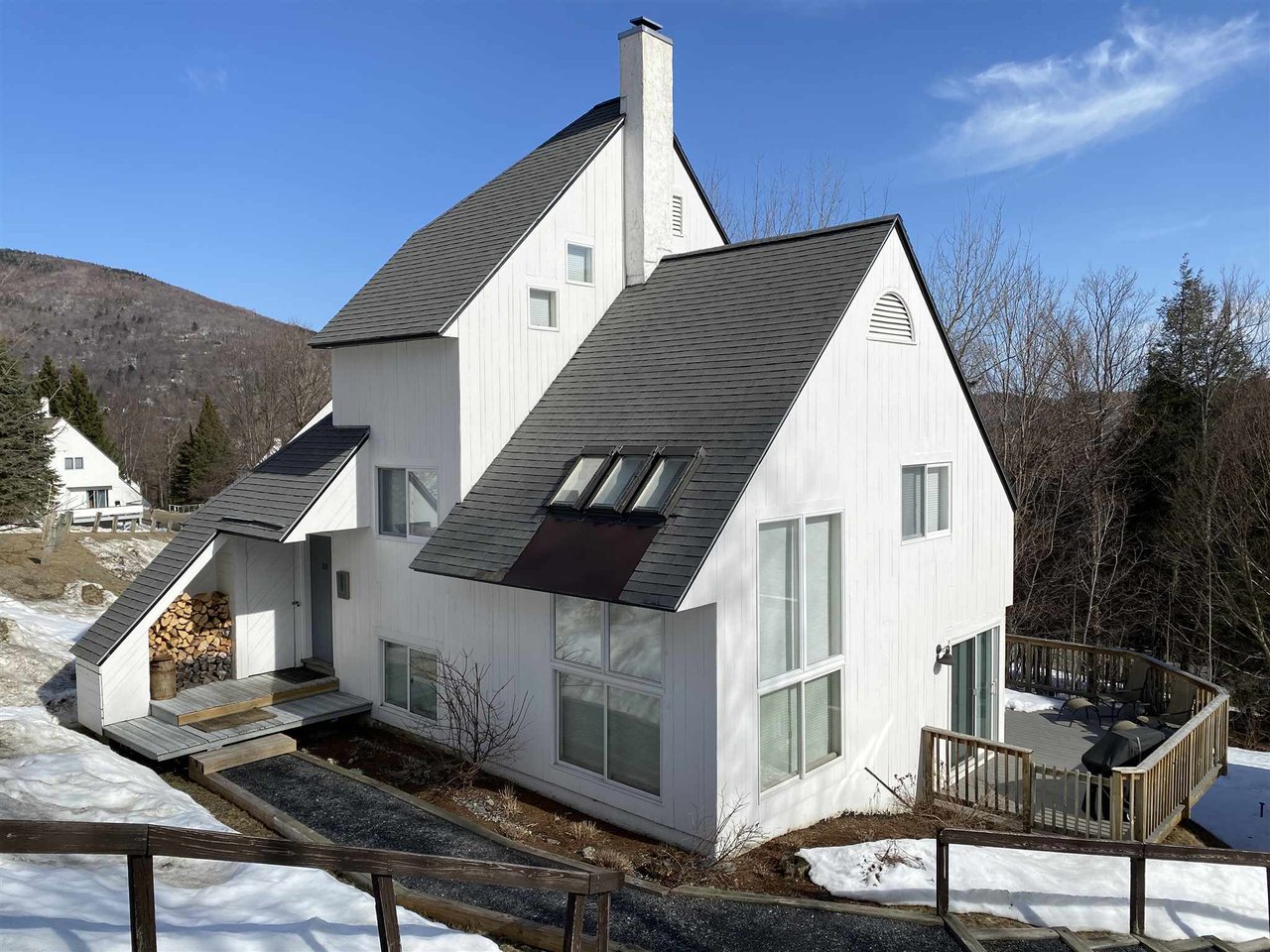 104 Spring Fling Road, Unit 25