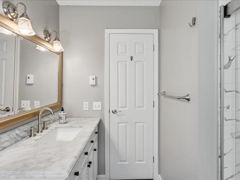 104 Woodbine Road, Unit 1
