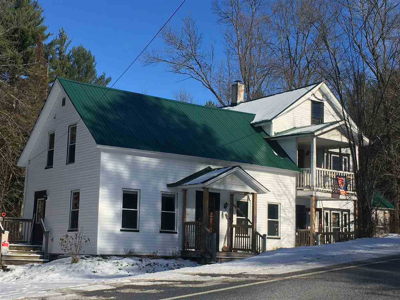 1043 VT Route 100C