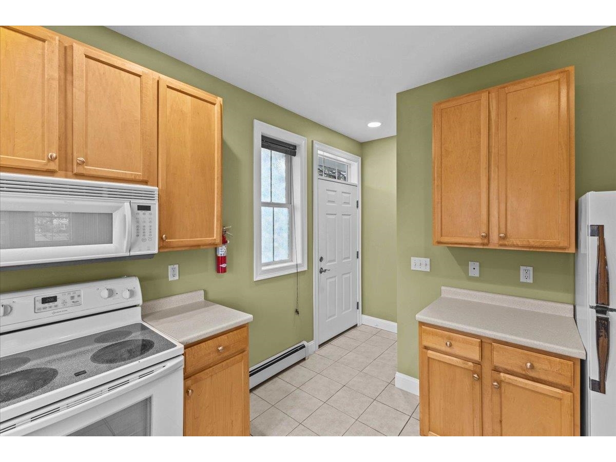 1044 North Avenue, Unit 1