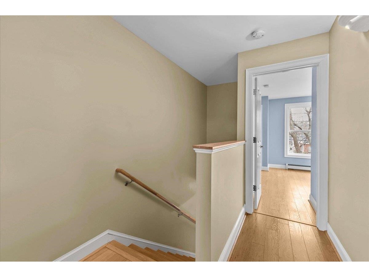 1044 North Avenue, Unit 1