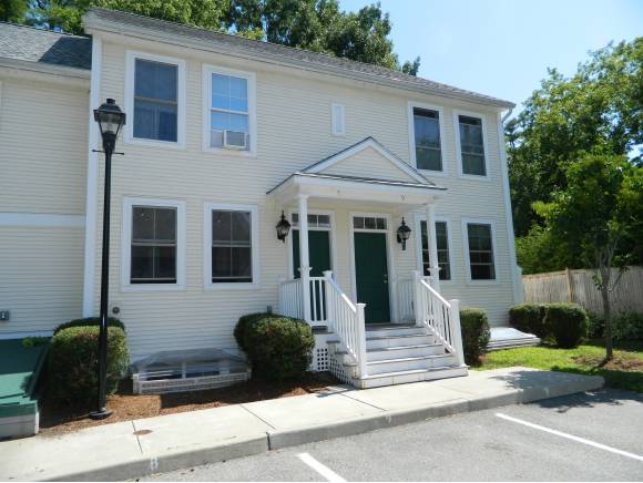 1044 North Avenue, Unit 9