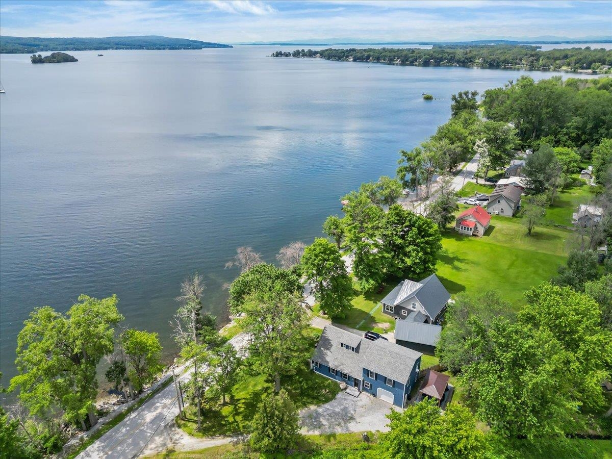 1046 Hathaway Point Road