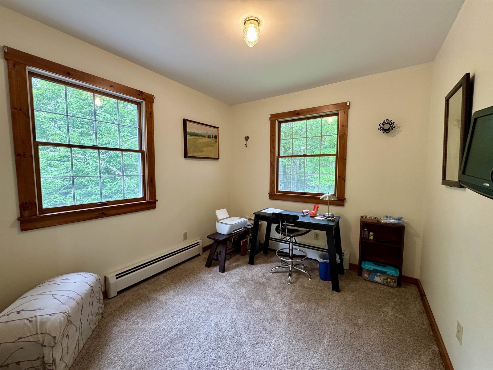 1048 Adamant Road