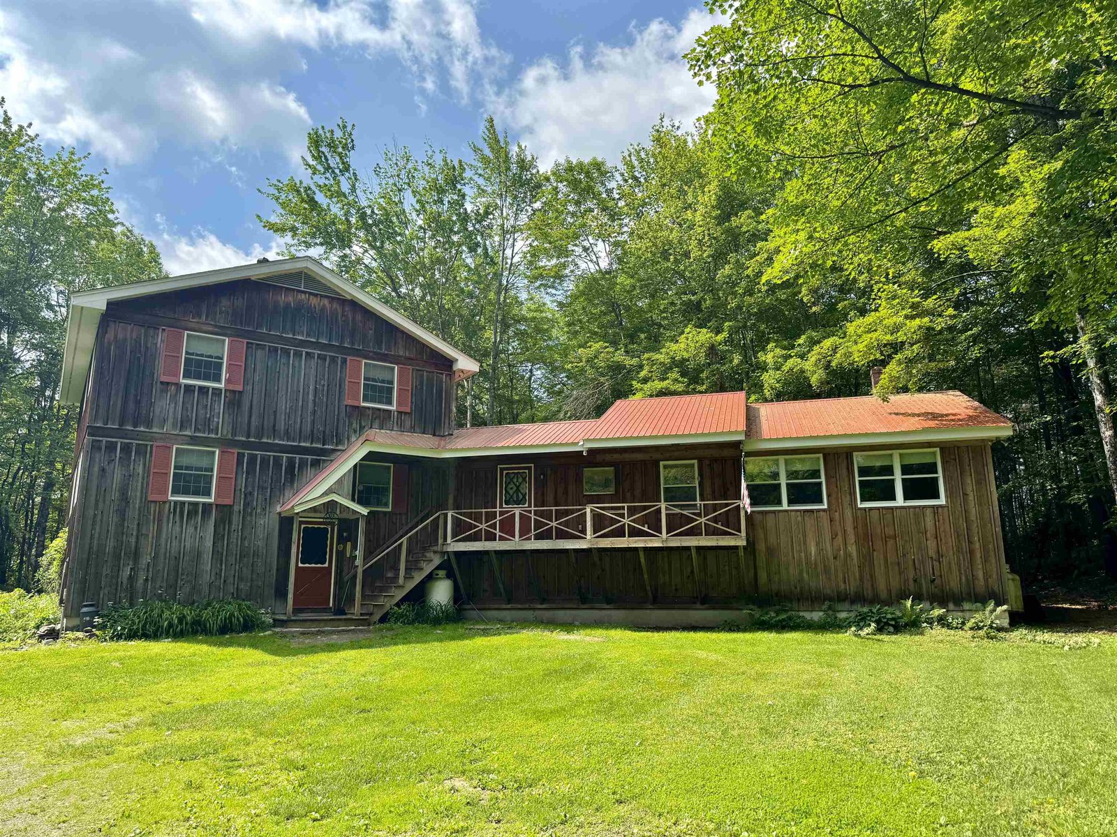 1048 Adamant Road