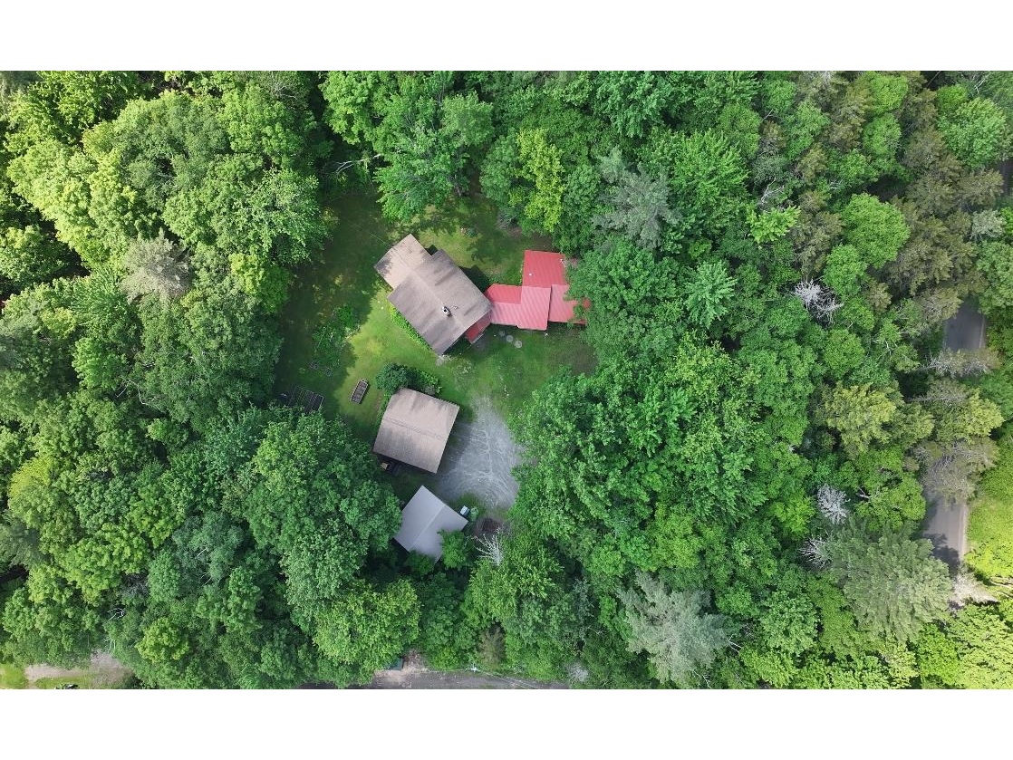 1048 Adamant Road