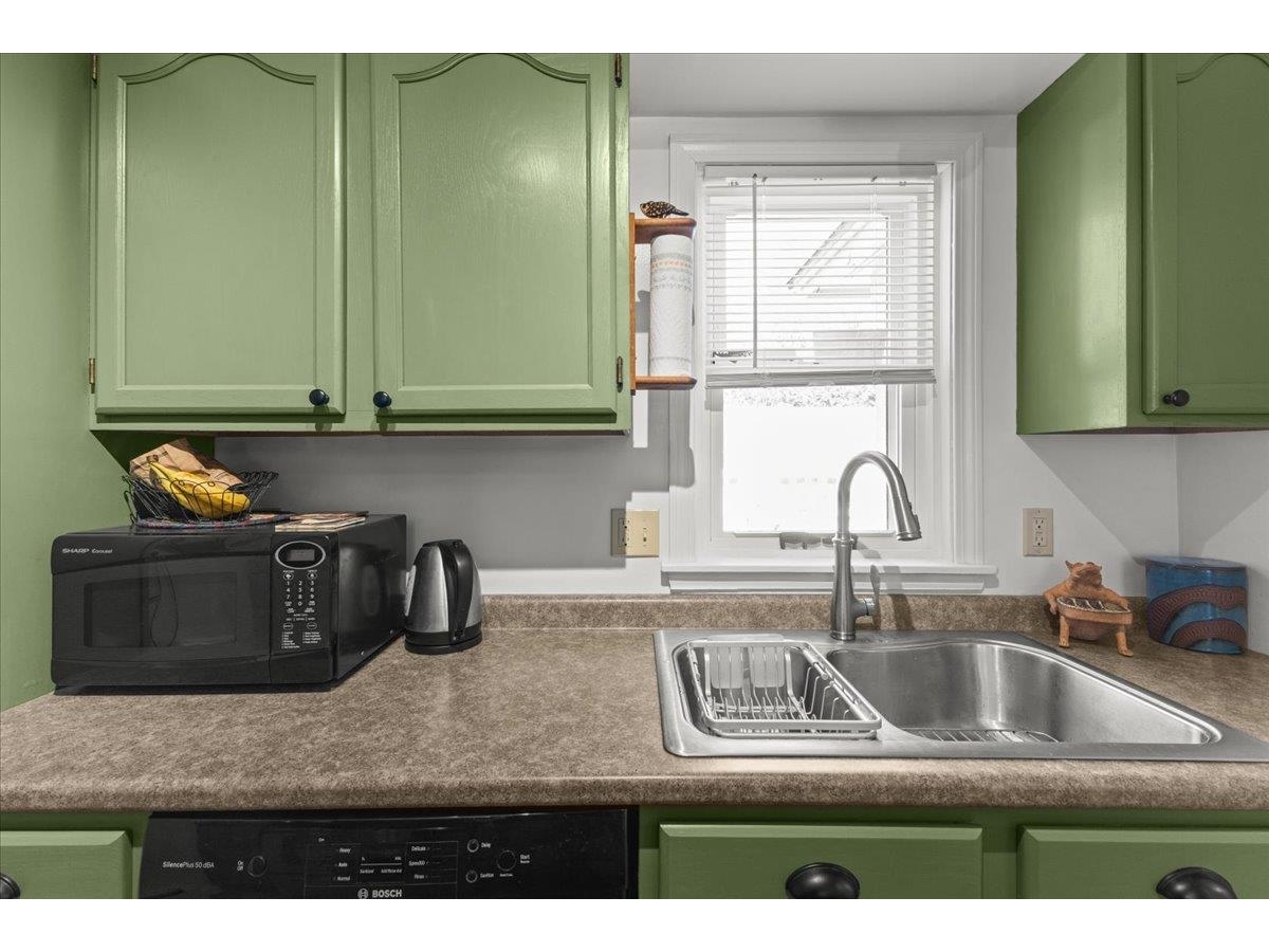 105 Acorn Drive, Unit 105