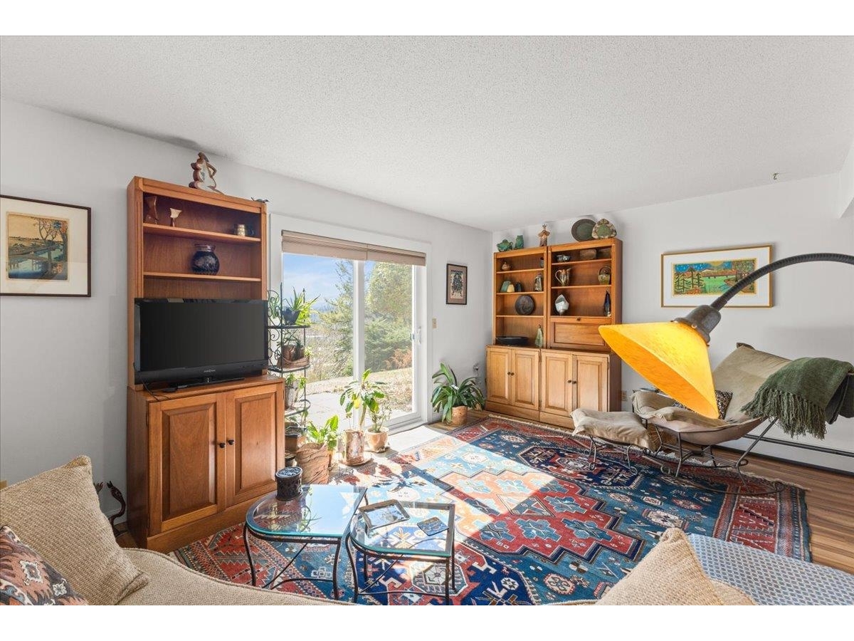 105 Acorn Drive, Unit 105