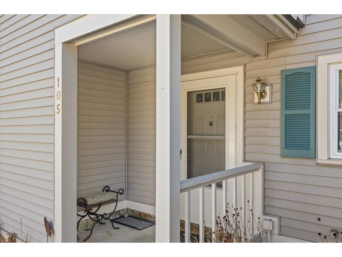 105 Acorn Drive, Unit 105