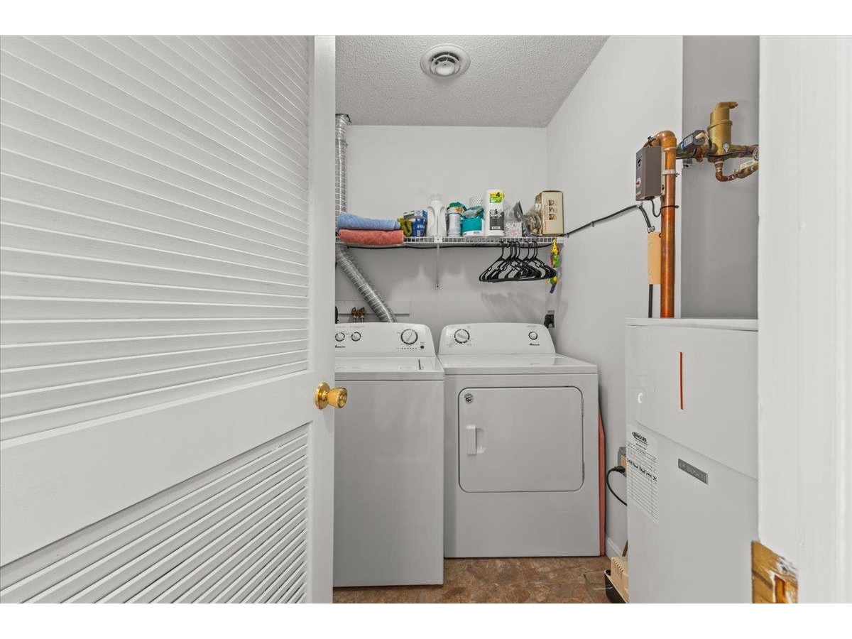105 Acorn Drive, Unit 105