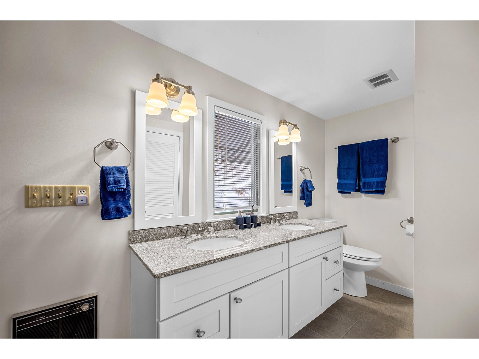 105 Forum Drive, Unit 16