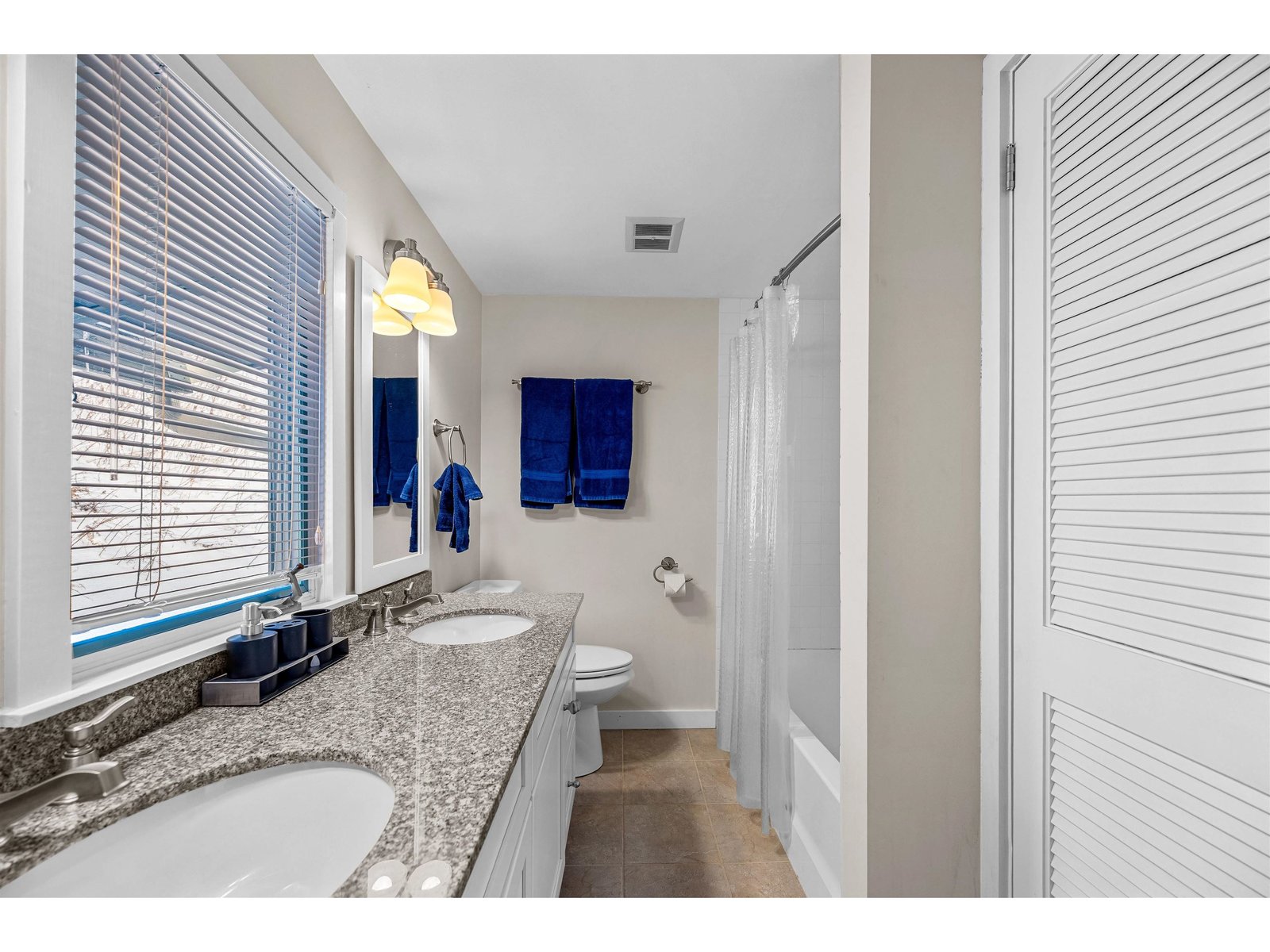 105 Forum Drive, Unit 16