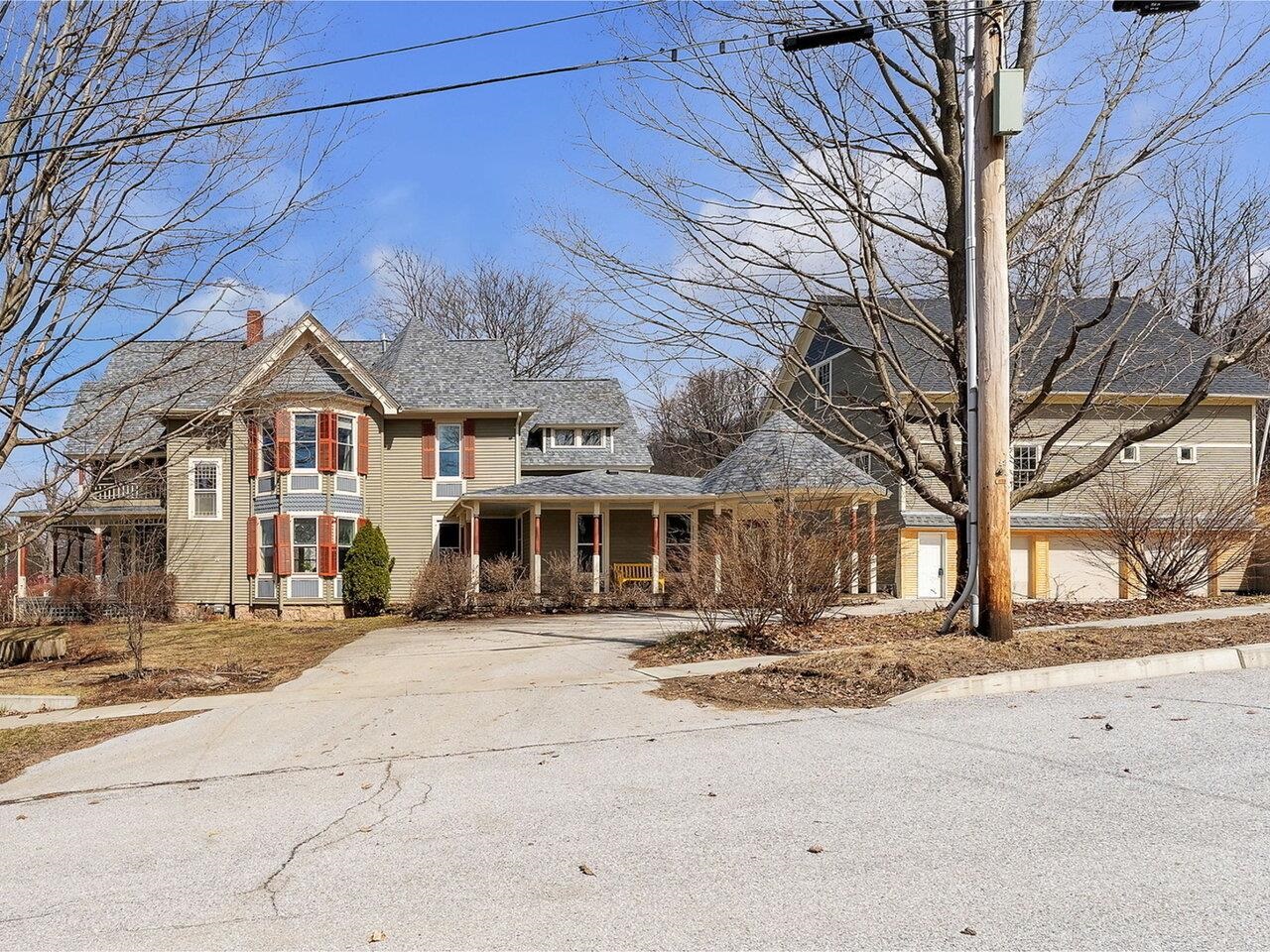105 High Street