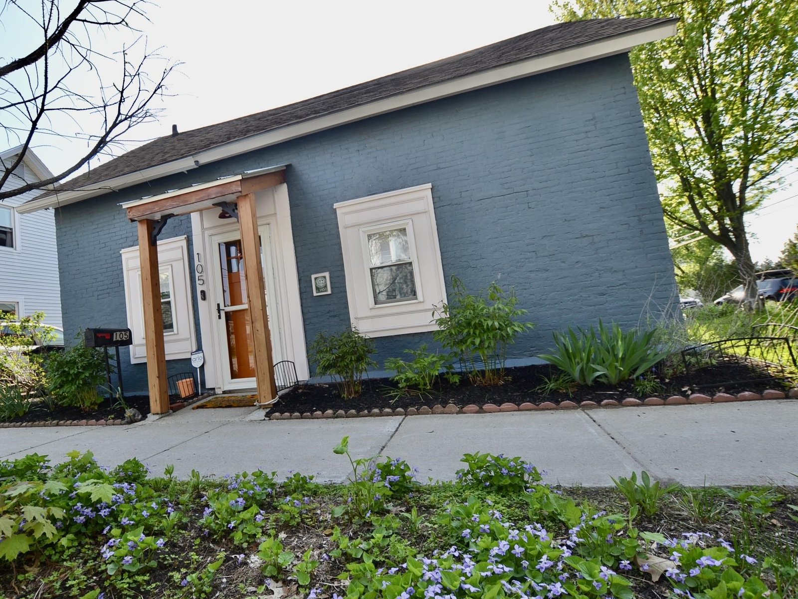 105 Lafountain Street