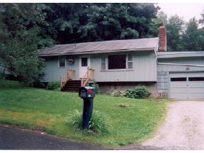 105 LAKEVIEW DRIVE Dr