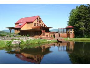 105 Lower Moulton Lane