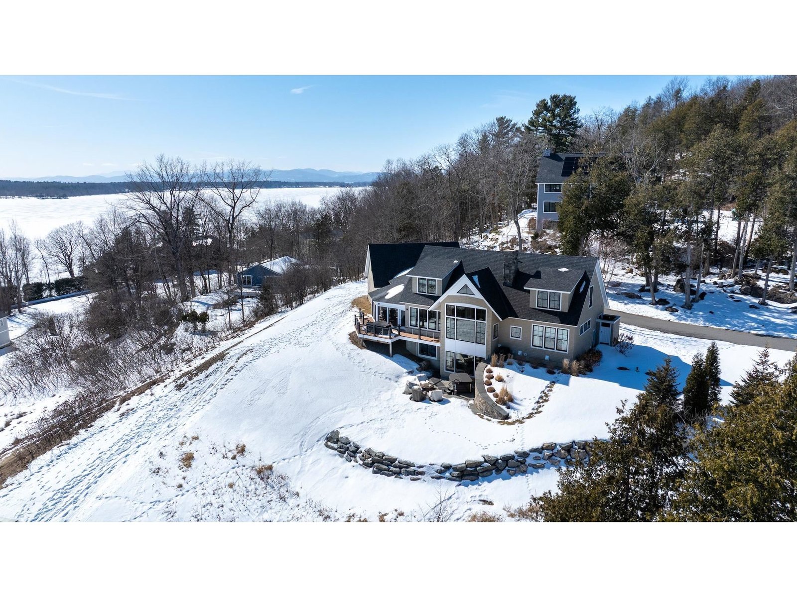 105 Mariner Heights