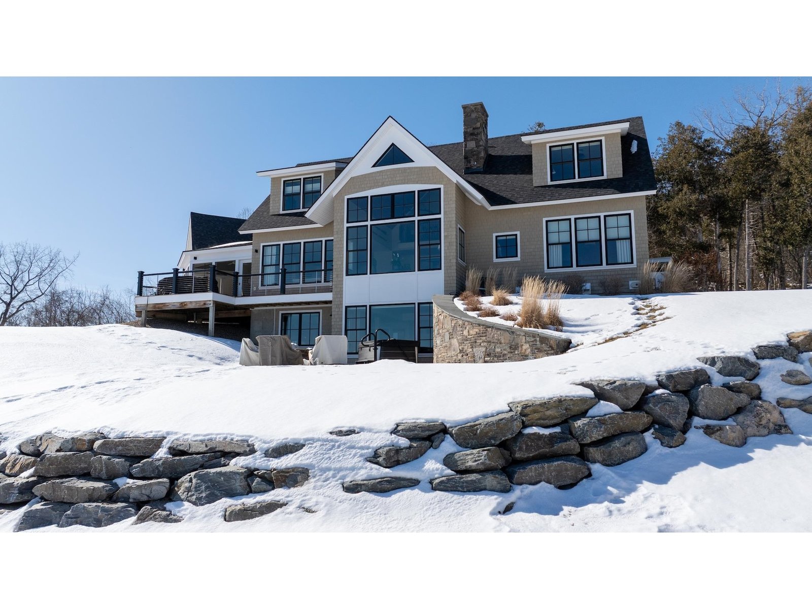 105 Mariner Heights