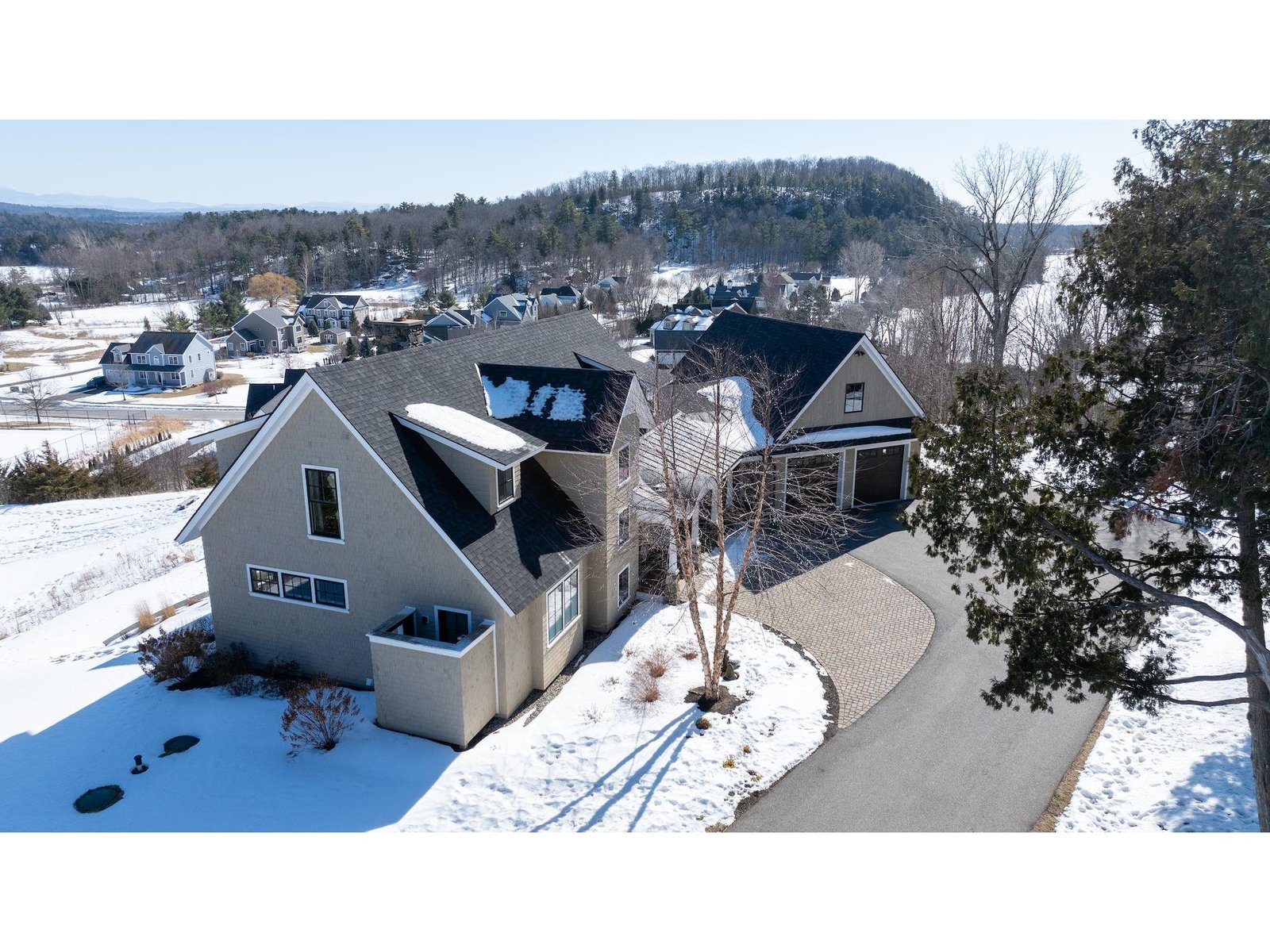 105 Mariner Heights