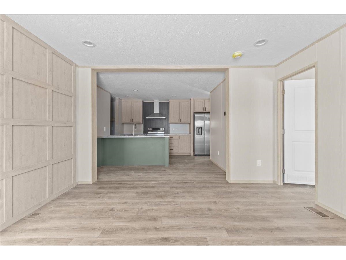 105 Meadow Run