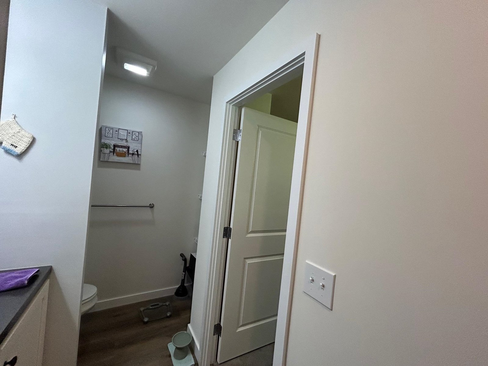 To bedroom