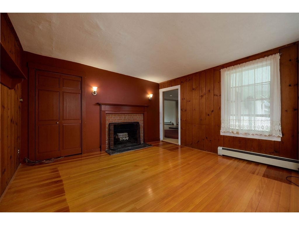 1051 Cross Road