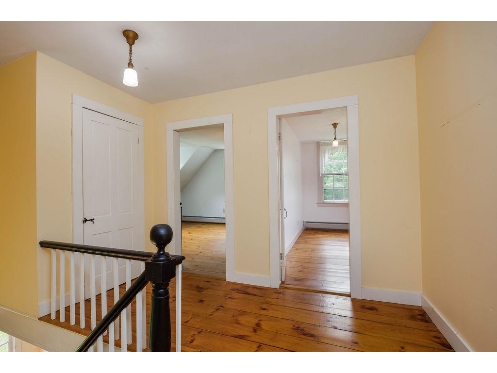 1051 Cross Road