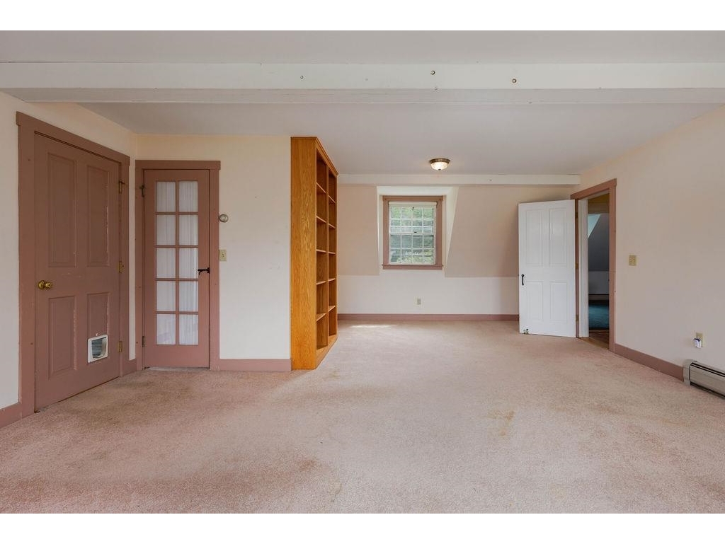 1051 Cross Road
