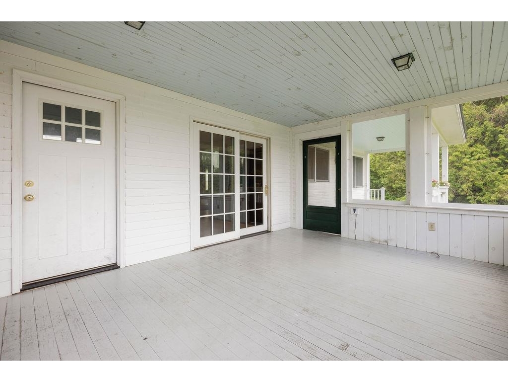 1051 Cross Road