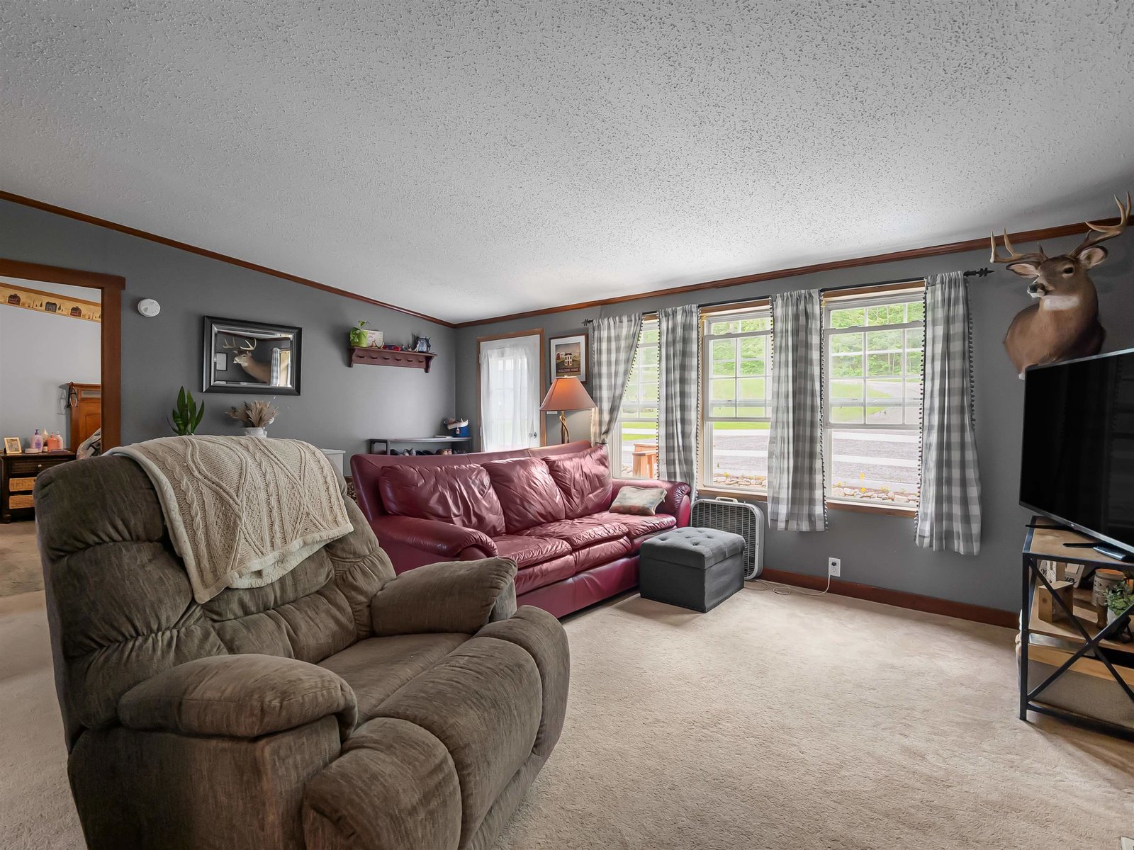 1051 Monument Hill Road