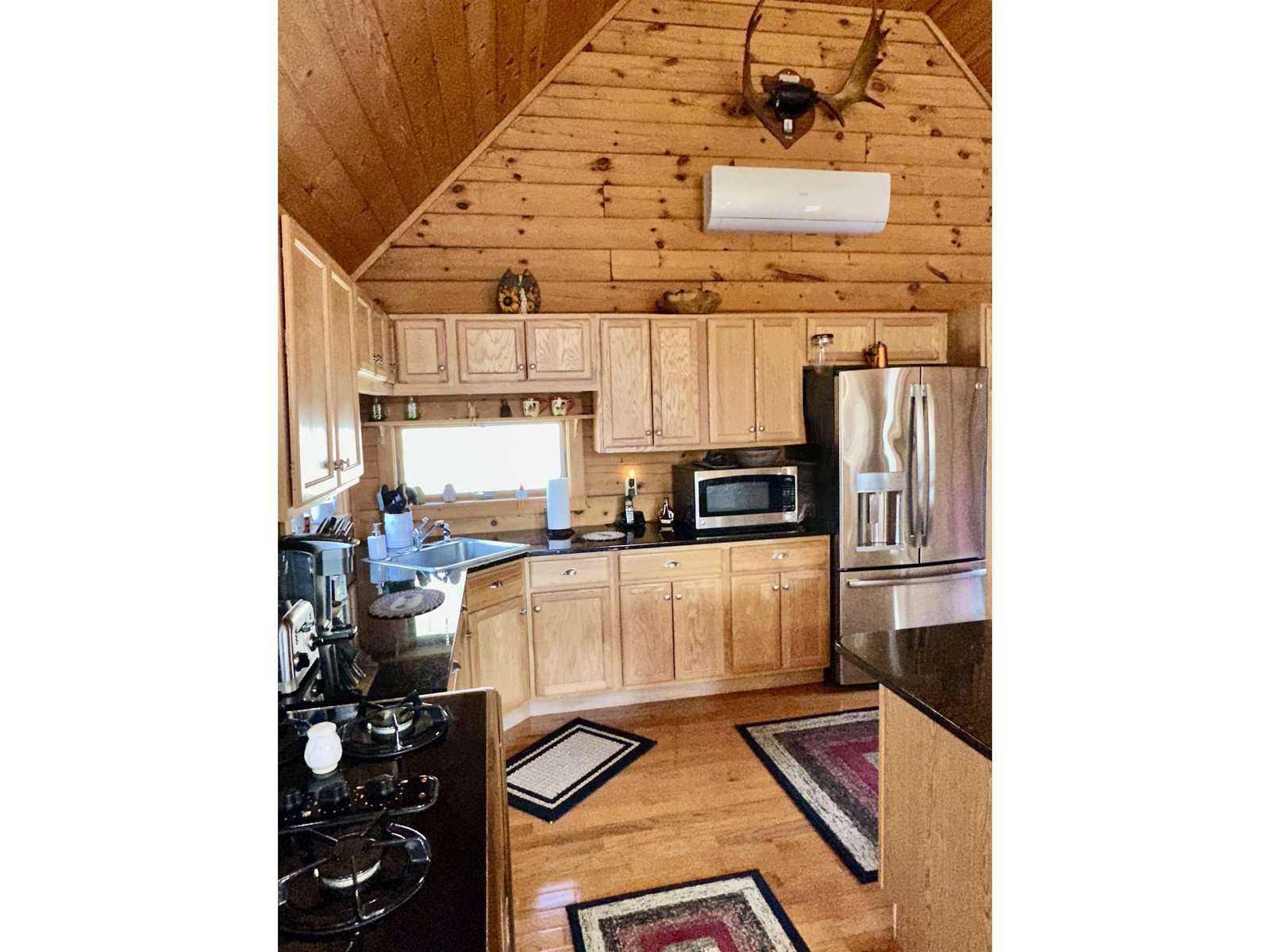 Plentiful Cabinets and Counter Space