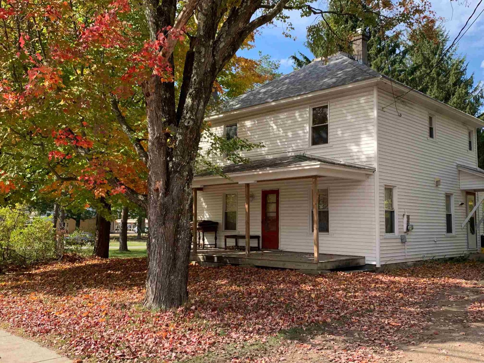 106 Center Road