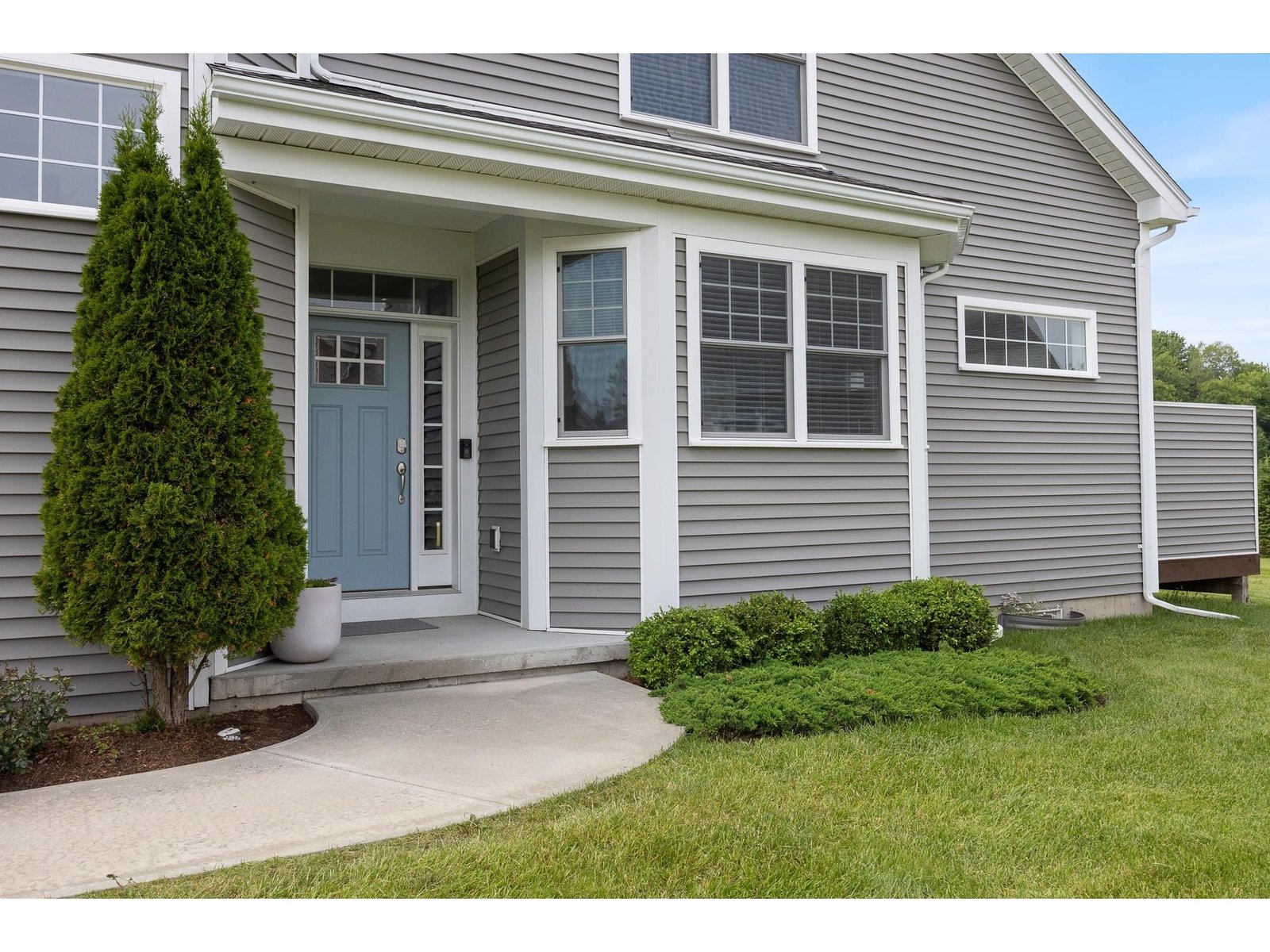 106 Creeks Edge Drive