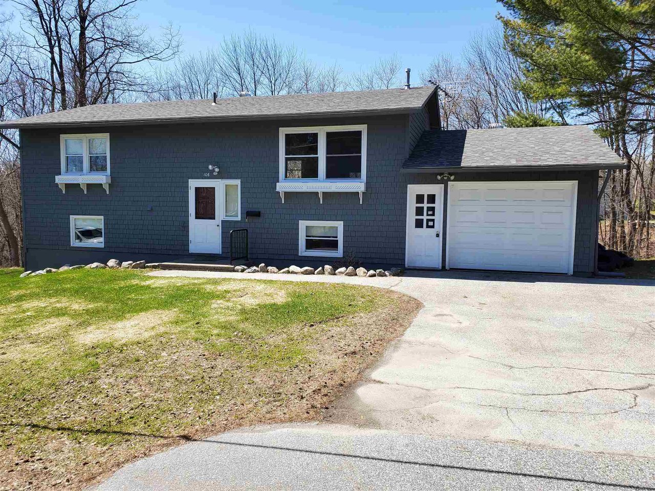 106 Currier Street