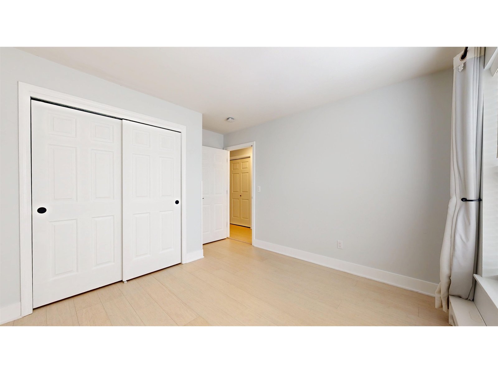 106 East Redrock Drive