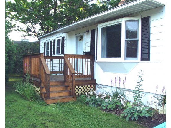 106 Iroquois Ave