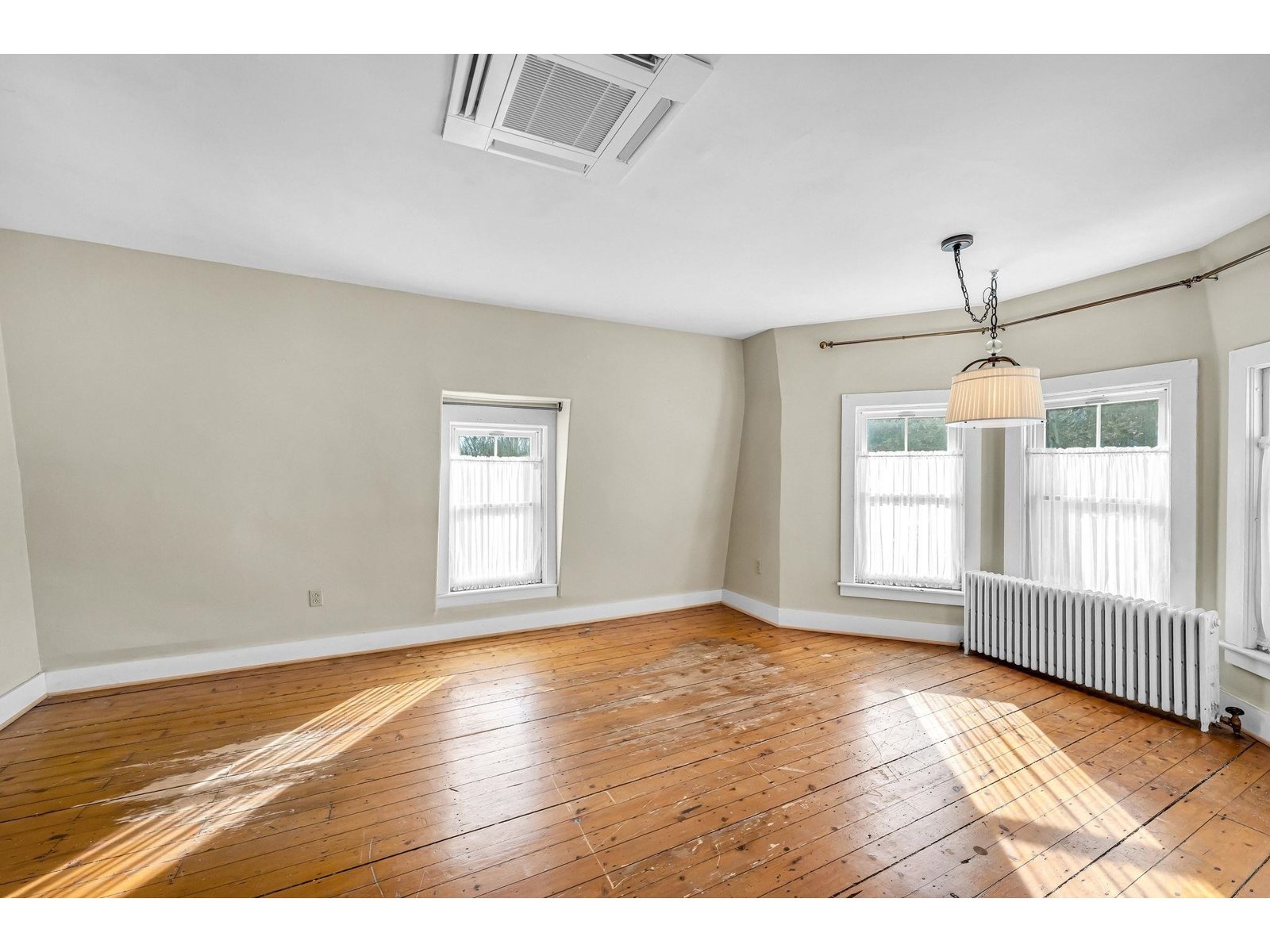 106 Main Street, Unit 5